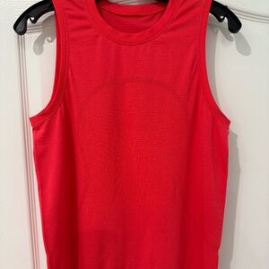 Lululemon Swiftly Relaxed Tank, Lipstick Sz 6